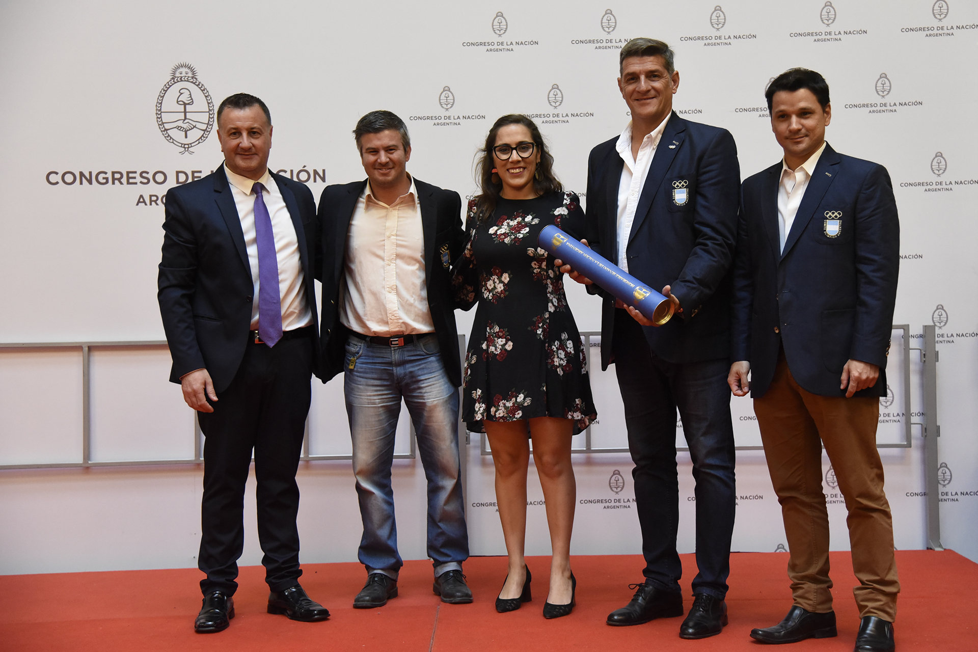 Galeria de imagenes de la noticia DIPUTADOS DISTINGUIÓ A LOS ATLETAS QUE PARTICIPARON EN LOS JUEGOS OLÍMPICOS DE LA JUVENTUD